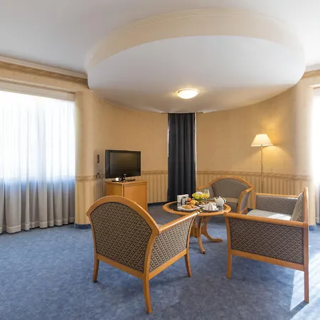 Downtown - Location In The Heart Of Hotel Sofia